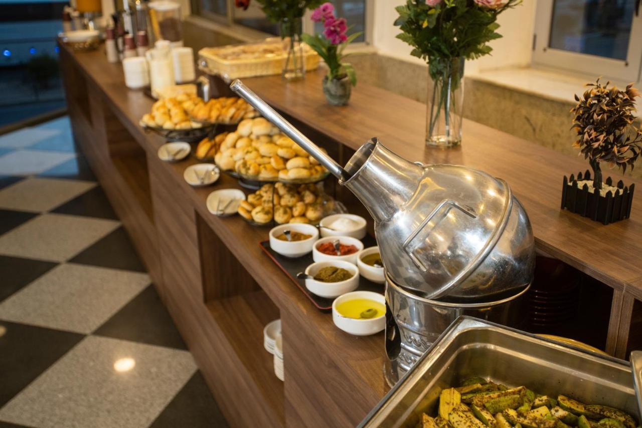 Nairoukh Hotel 亚喀巴 外观 照片