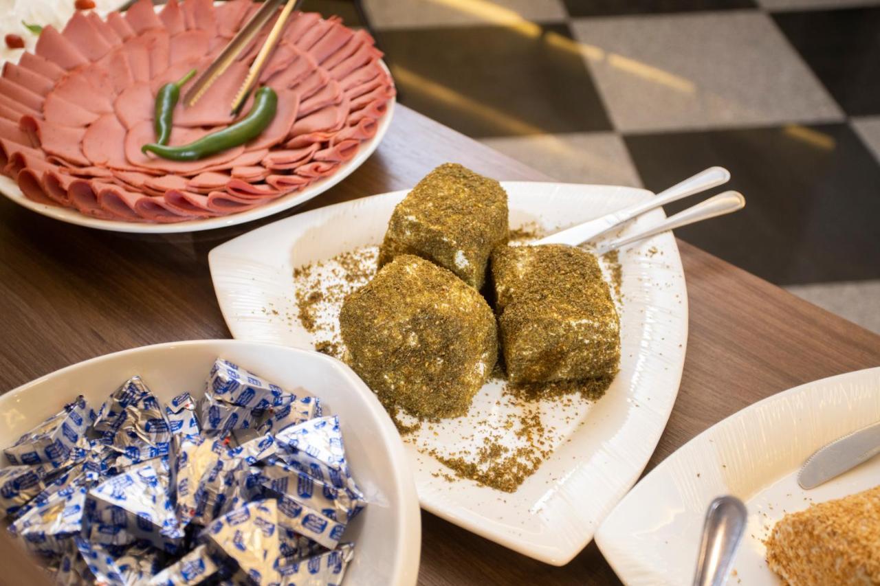 Nairoukh Hotel 亚喀巴 外观 照片
