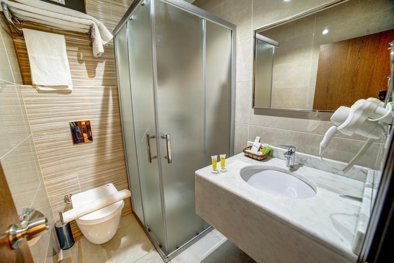Nairoukh Hotel 亚喀巴 外观 照片